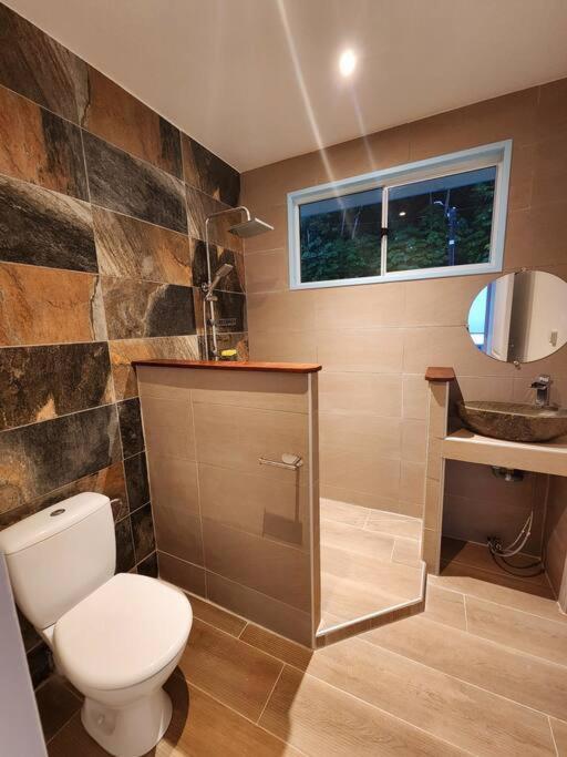Duplex En Bord De Mer Fare Tahitea Pension Taputapuapea Екстер'єр фото
