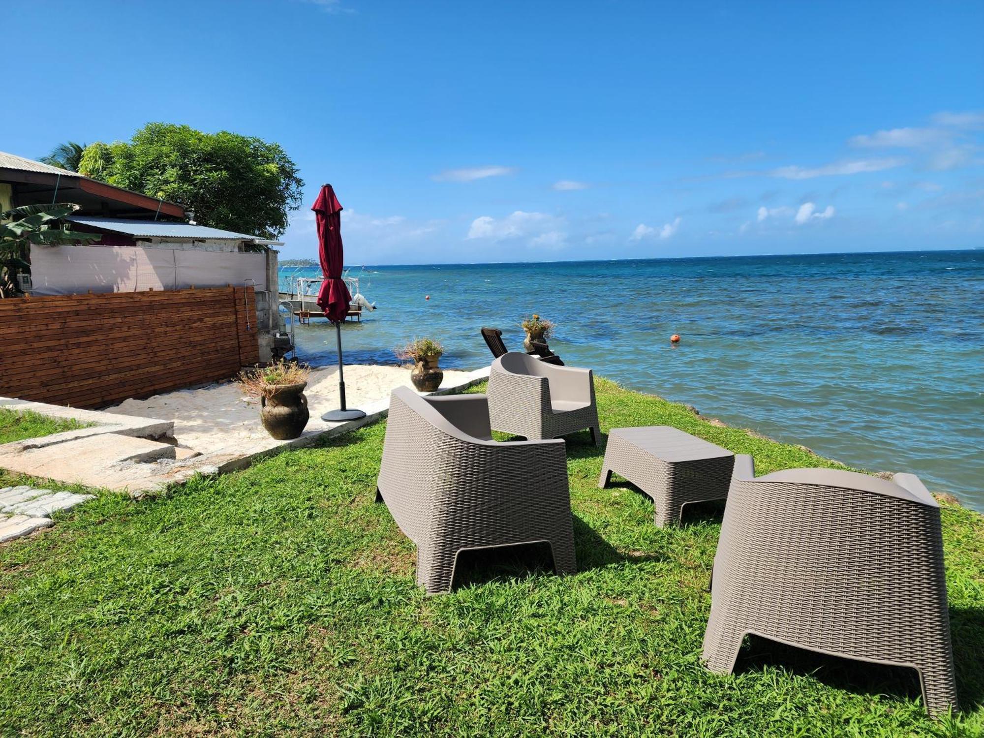Duplex En Bord De Mer Fare Tahitea Pension Taputapuapea Екстер'єр фото